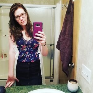 Meet your Posher, Whitney